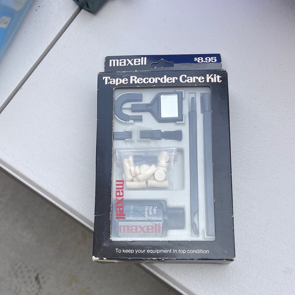 Maxell Tape Recorder Care Kit - Black & Blue Packaging